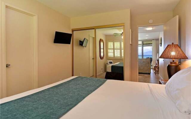 Lokelani #C104 - 1 Br condo by RedAwning