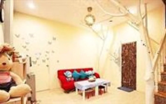 Dear Hostel