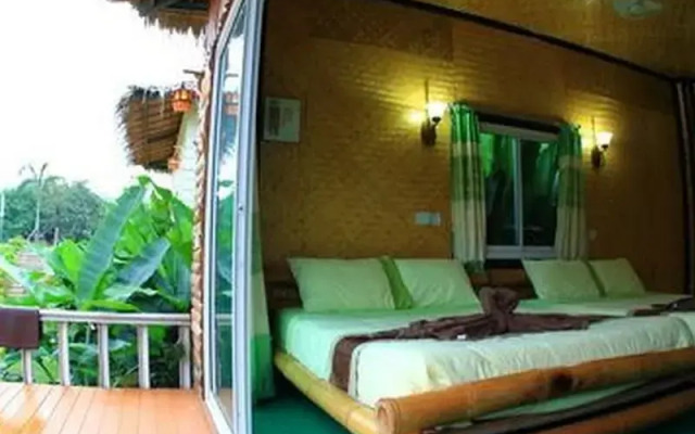 Archa Buri Resort