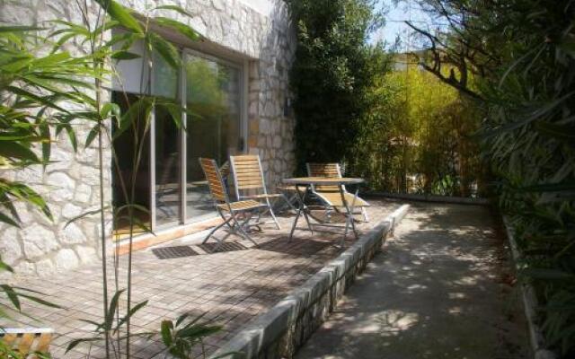 Garden Apartment La Bohémienne, Mandara Beach