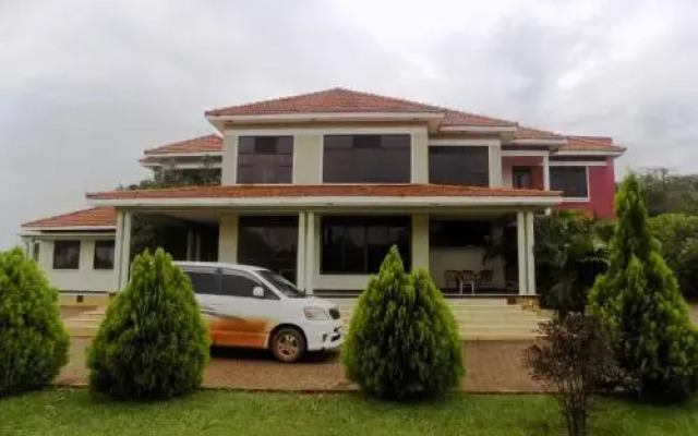 Bwerenga Villa