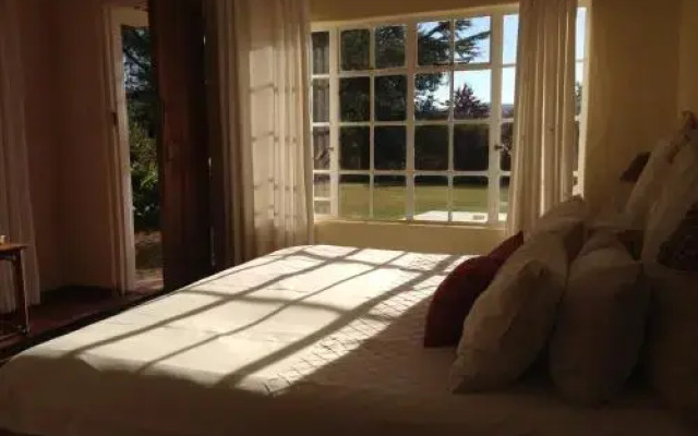 Little Acres B & B