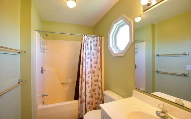 Sea Daze West Duplex - 3 Br Home