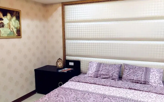 Sally's Boutique House