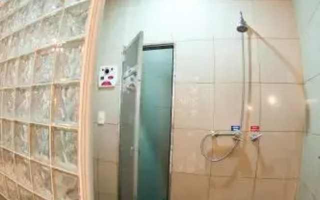 Shanadu Motel