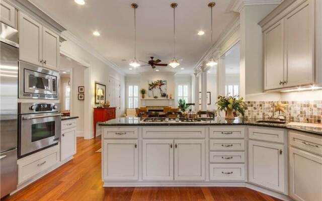 High Hammock Rd 2482 by RedAwning