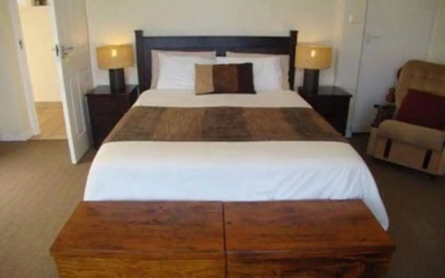 Whales Tale Bed & Breakfast