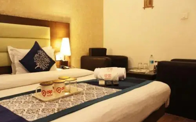 OYO Rooms Clock Tower Rajpur Road
