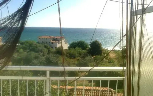 House Mantesos