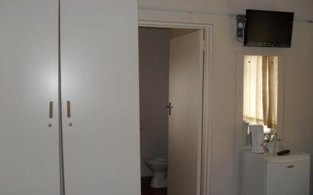 Juffroushoogte Gaste Plaas