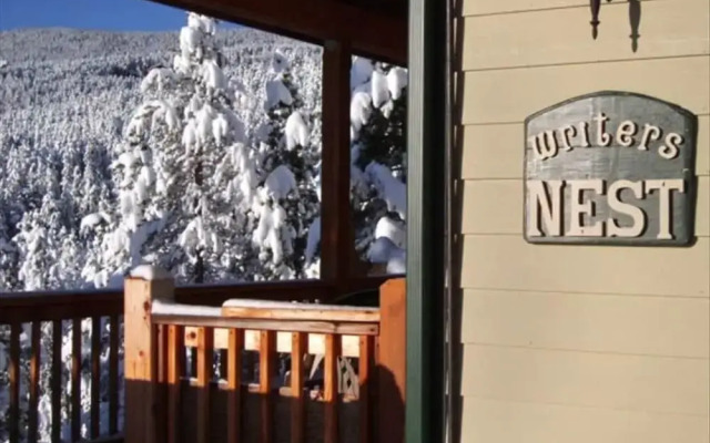 The Writers Nest