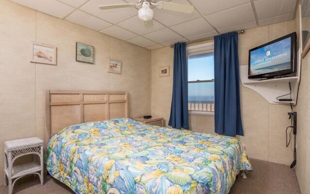 46th St Windjammer 207 1Br Condo