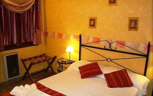 Hotel Pueblo Antiguo