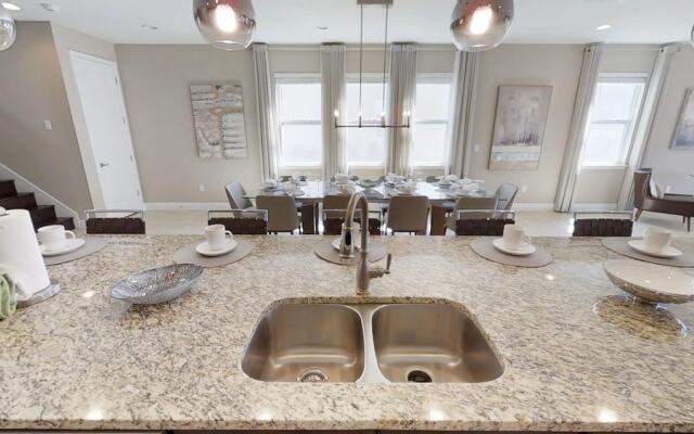 7632 Wilmington Loop