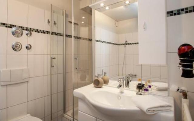 Schanzenstraße 15-R