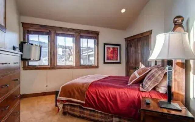 Fairmont Residence on the River