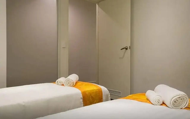 Roomerang at Sky Lofts 1