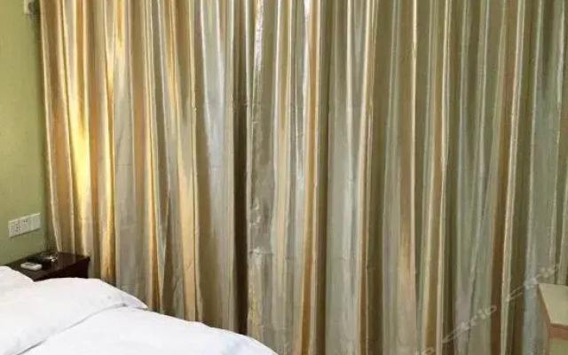 Minhang Zhixing Express Hotel
