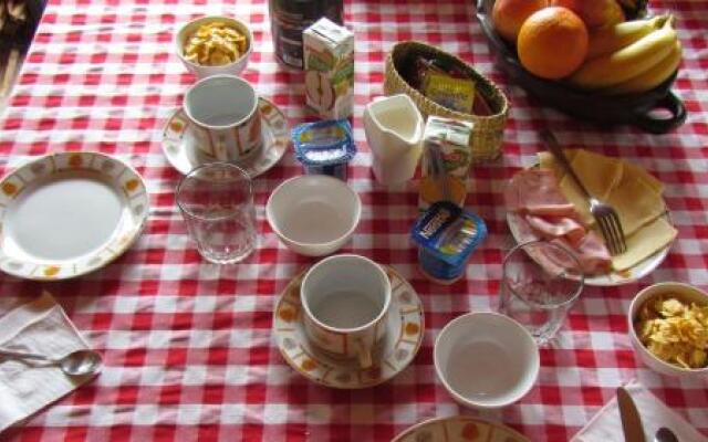 Hospedaje El Castaño