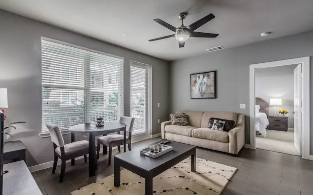 Downtown Dallas 2BR Apts