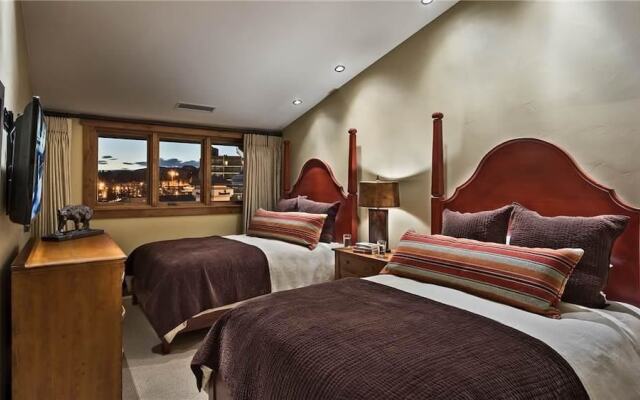 Summit Peak Penthouse 803