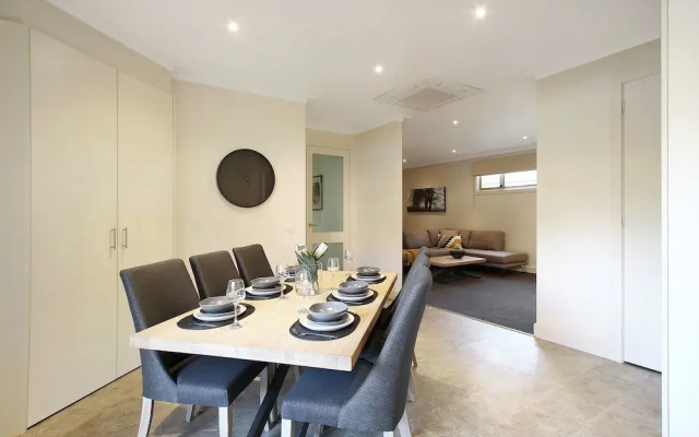 22 Riverside
