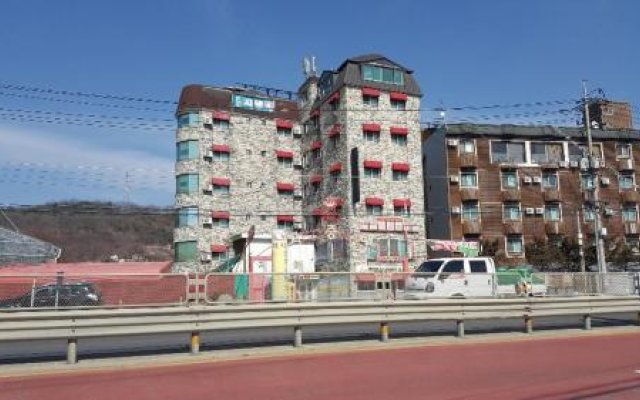 Jijunghae Motel