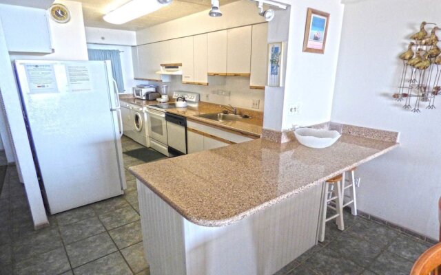 English Towers 506 2 Br condo by RedAwning