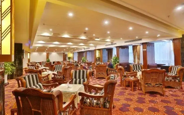 Chengdu Yinchao Hotel