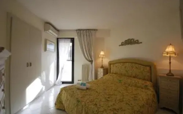 Cannes One Bedroom Jardins De La Croisette