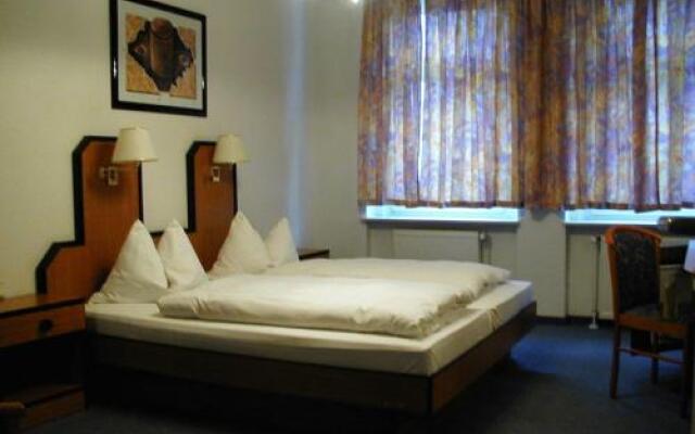 Apart Hotel & Pension Taucha