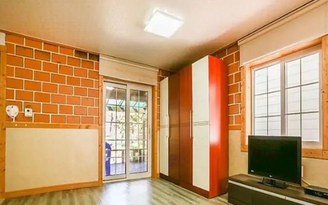 Lohas Bamboo Pension