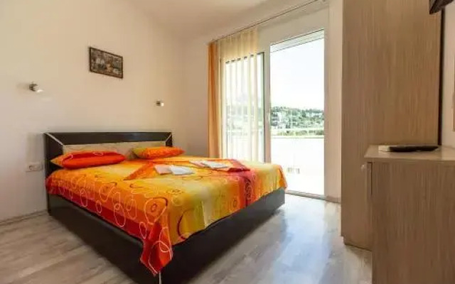 Apartments Lekovic