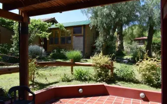 El Viejo Algarrobo - Hosteria Serrana