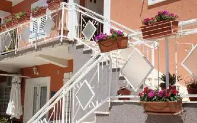 Apartment Marina