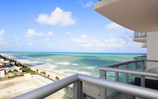 1 BR Ocean View at Marenas by Airpads