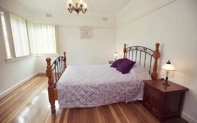 King Cottage