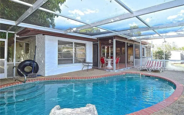 Falcon Beach - Three Bedroom Home