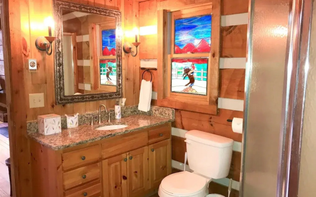 Rustler's Ridge - 3 Br Cabin