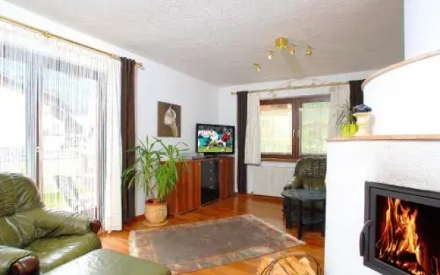 Ferienhaus mit Kaminofen und Skiraum - A 152.006