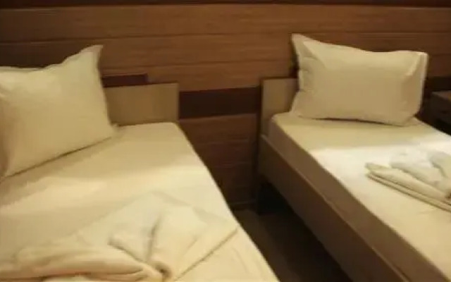 Hotel Plutitor Paradisul Deltei