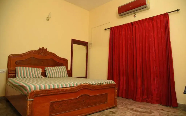 Sreekrishna Kailas Inn