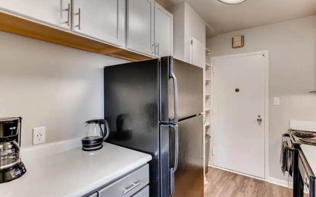 North Charles St by VectorStays