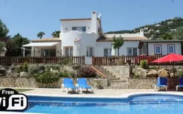Villa Blanca