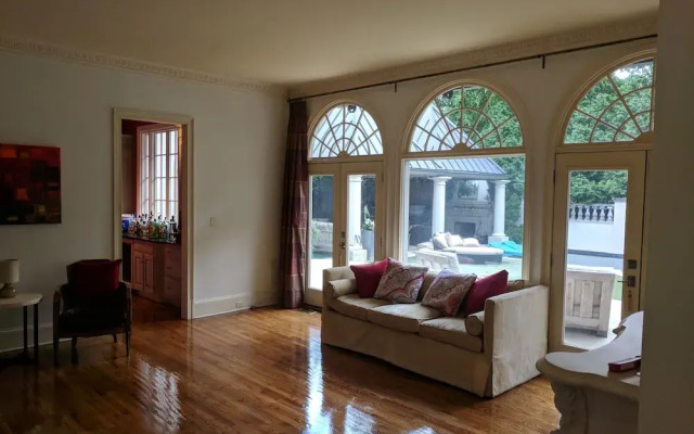 Buckhead 3233 By Homecomfortstay