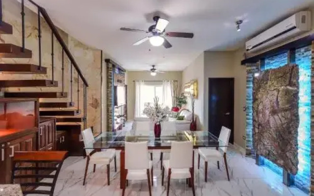 Las Olas downtown Condos by Playa Paradise