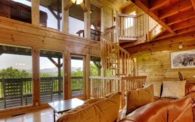Villa Italia 425 - Four Bedroom Cabin