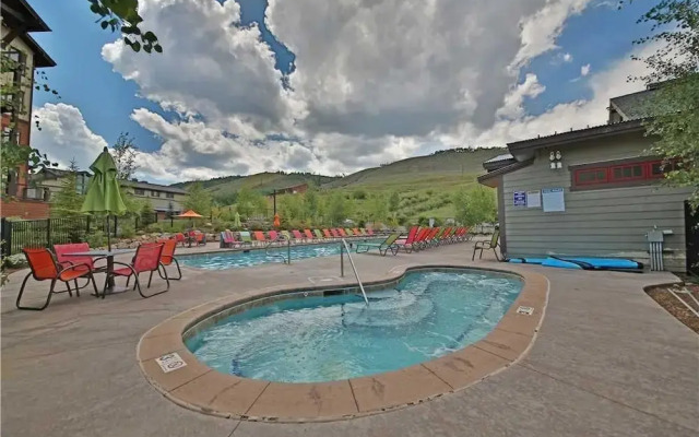 Base Camp One 416C Penthouse - 3 Br Condo