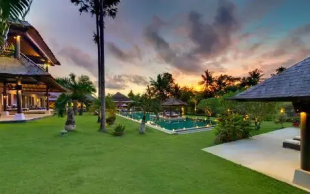 The Chalina Estate