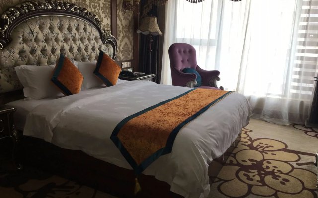 Gebalai French Theme Hotel